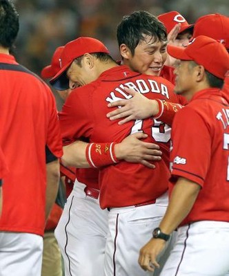 25年ぶりリーグ制覇！広島カープ優勝おめでとう！！野球用品スワロー